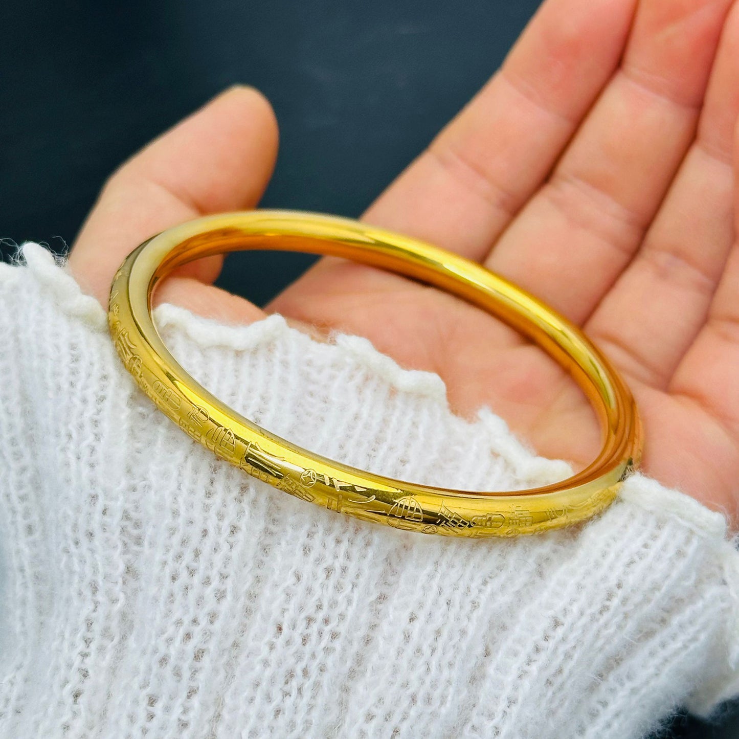 Ethereal Flow - Bracelets