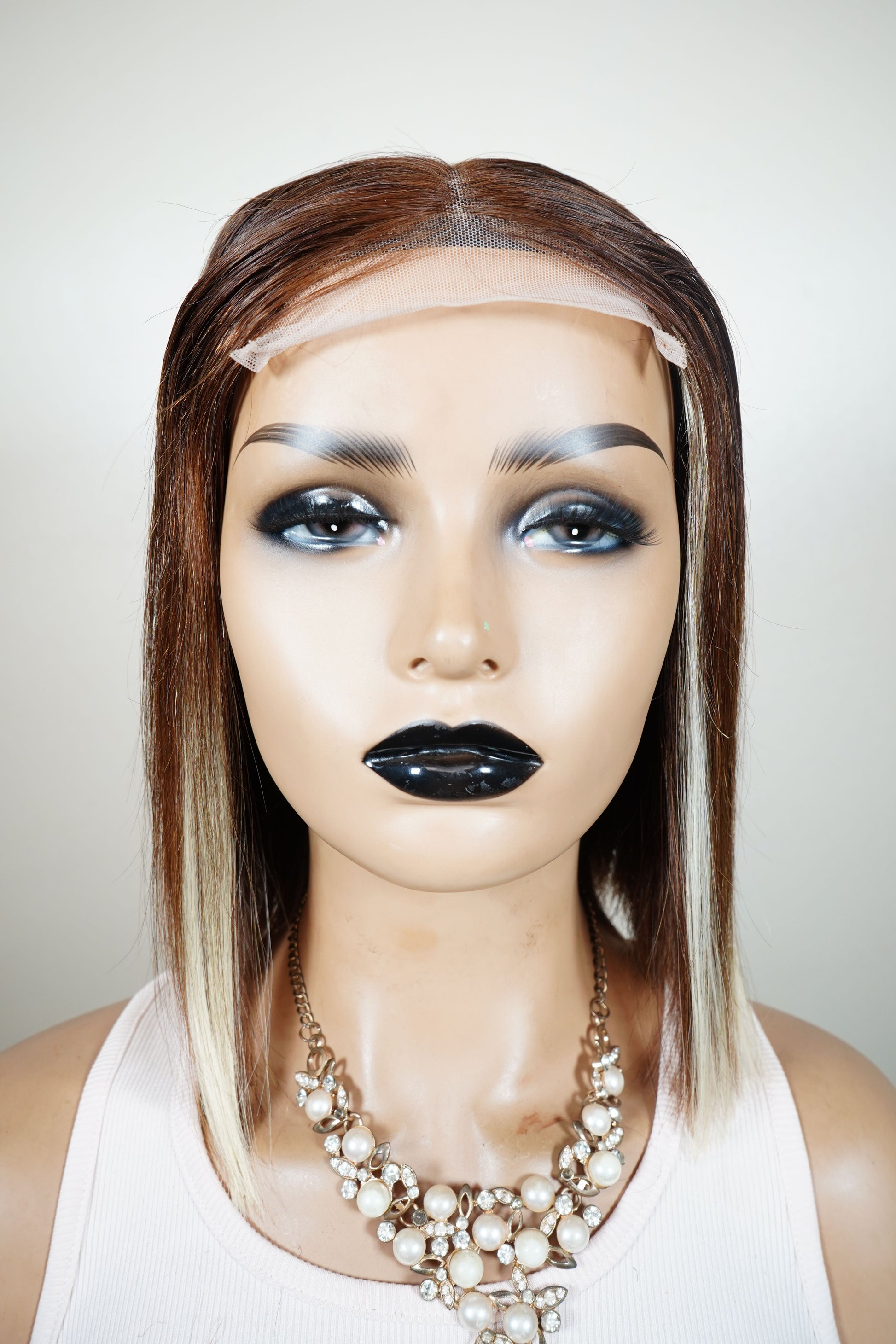 Divine Swing Bob Wig - Bob Wigs, Shop All Wigs, Straight Wigs