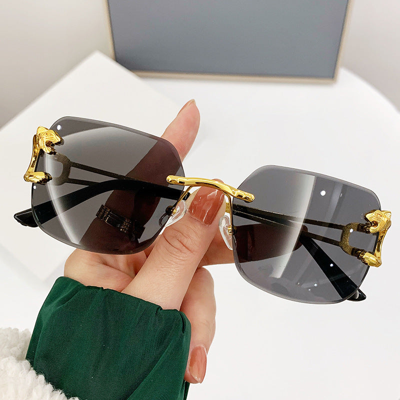 Vintage Vision - Sunglasses
