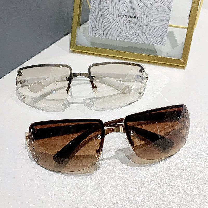 Elegance Shades - Sunglasses