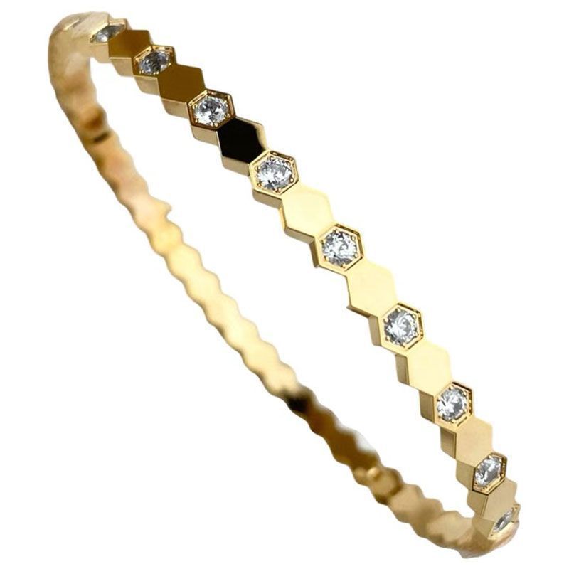 Golden Knot - Bracelets