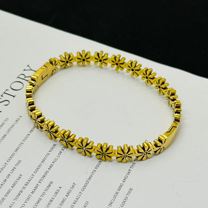 Velvet Halo - Bracelets