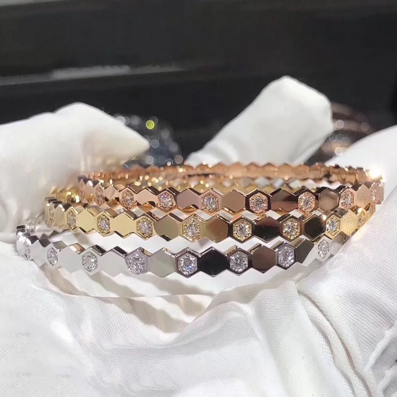 Golden Knot - Bracelets