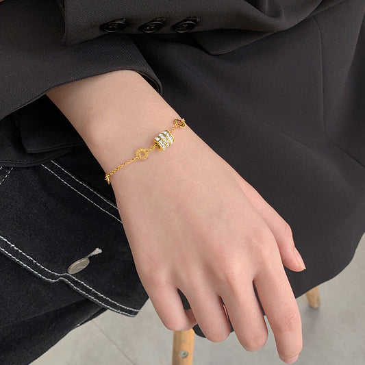 Dazzling Circle - Bracelets